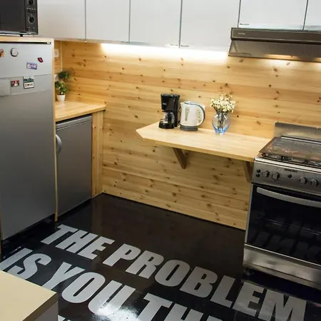 Pop Apartment *